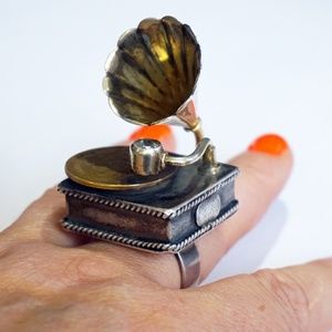 RARE PATHEPHONE STERLING SILVER RING 9.75 UNIQUE!!!